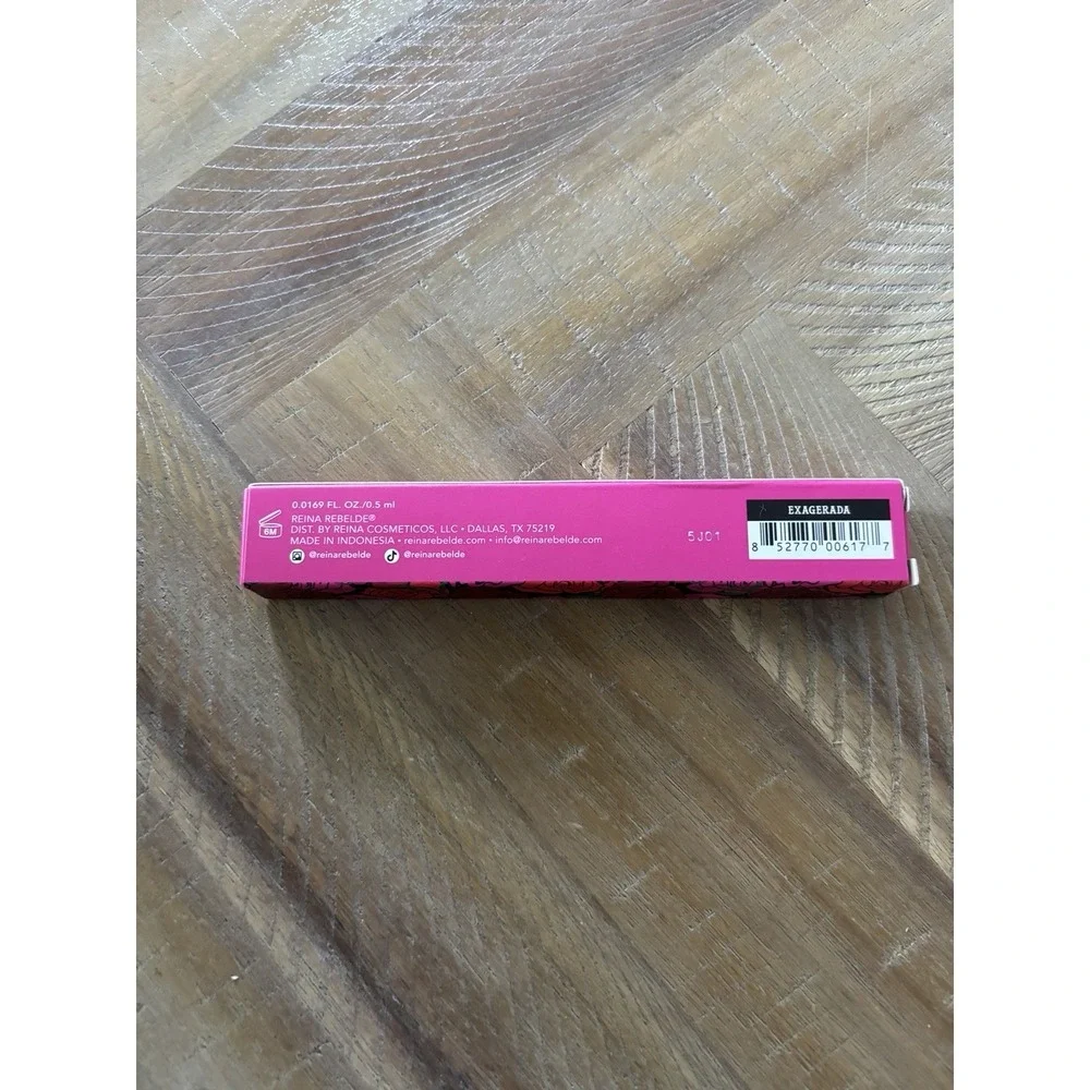 Reina Rebelde Rebel Eye Definer Liquid Eyeliner Exaderada 0.0169 fl.oz. 0.5ml
